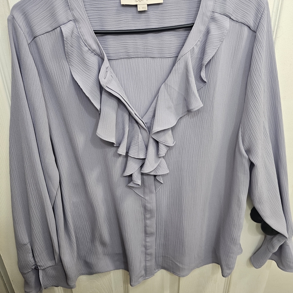 LOFT Women's Ruffled Blouse - he - Picture 2 of 4